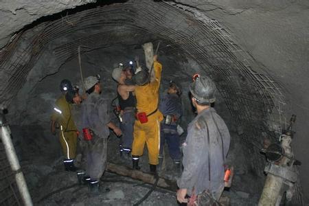 防城工程爆破中的危险因素分析以及应对工程爆破危险的措施